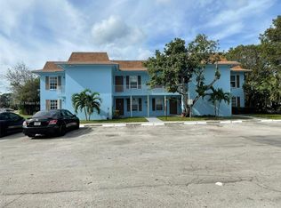 4951 Wedgewood Way APT 6, West Palm Beach, FL 33417