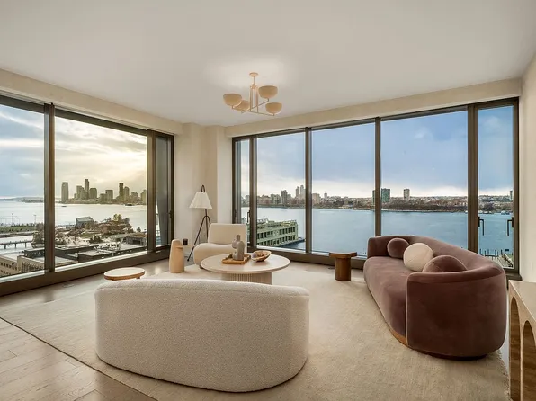 500 W 18th St #W15a, New York, NY 10011