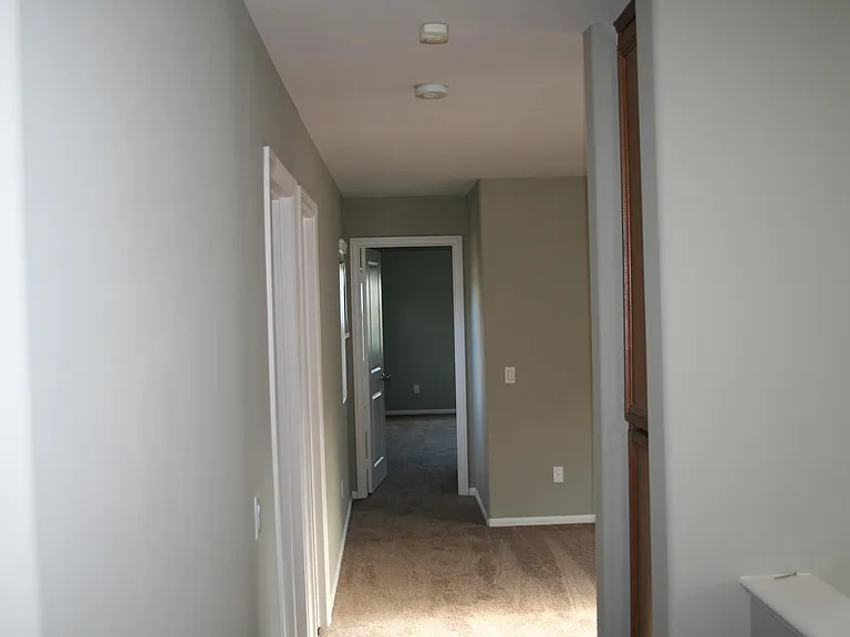 22312 Yorke Rd — Photo 8