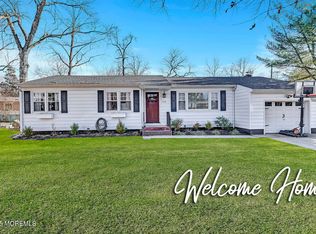 606 Carol Ave, Oakhurst, NJ 07755