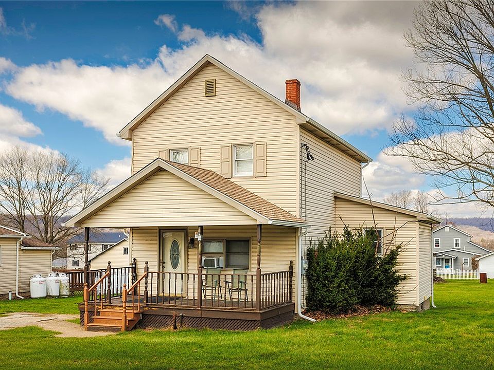 1st image of 116 10th St