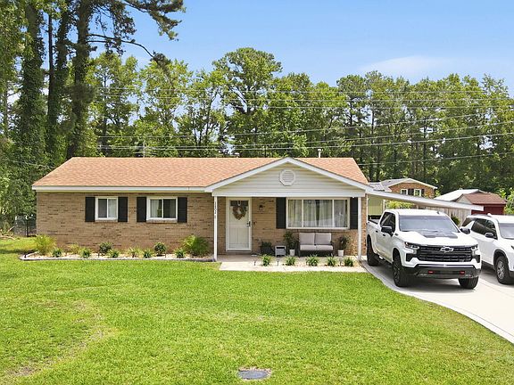 2nd image of 2802 Monroe Drive