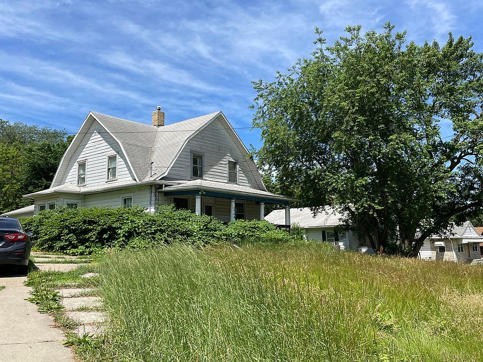 2308 Indianola Ave, Des Moines, IA 50315 Zillow
