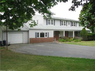 142 Cherry Hill Rd, Branford, CT 06405