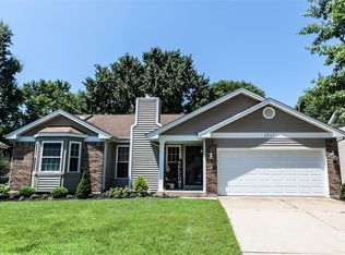 1517 Morning Sun Dr, Ballwin, MO