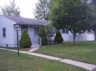 910 Coutant St, Flushing, MI 48433