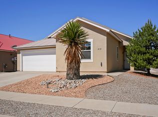 506 Minturn Loop NE, Rio Rancho, NM 87124
