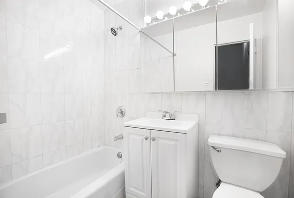 Rented by MNS | media 31