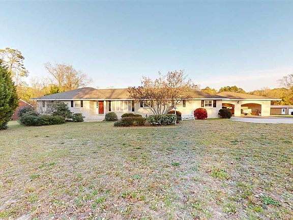 4th image of 1111 Ruby Rd