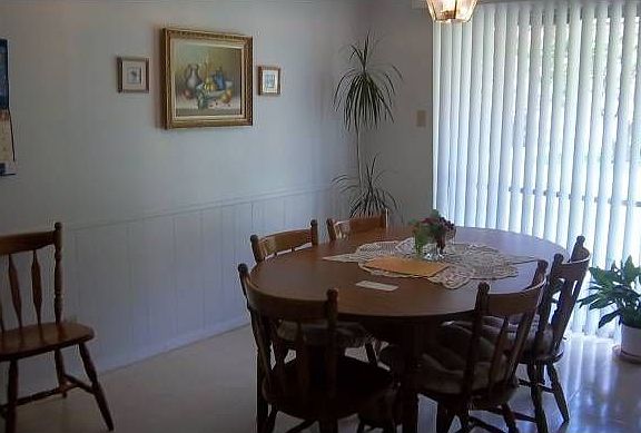 3rd image of 404 Westmorland Dr
