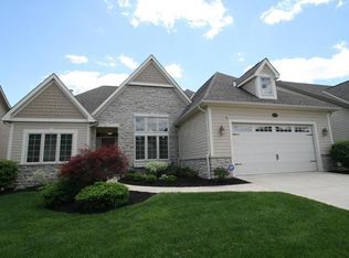 1083 Kempton Run Dr, Columbus, OH