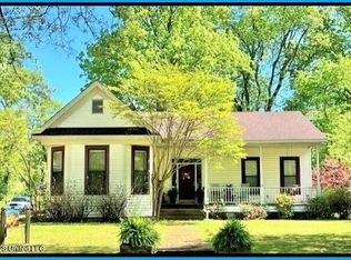 206 Panola Ave, Batesville, MS 38606