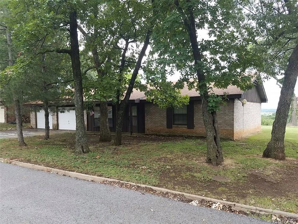 1st image of 13153 E Oak St
