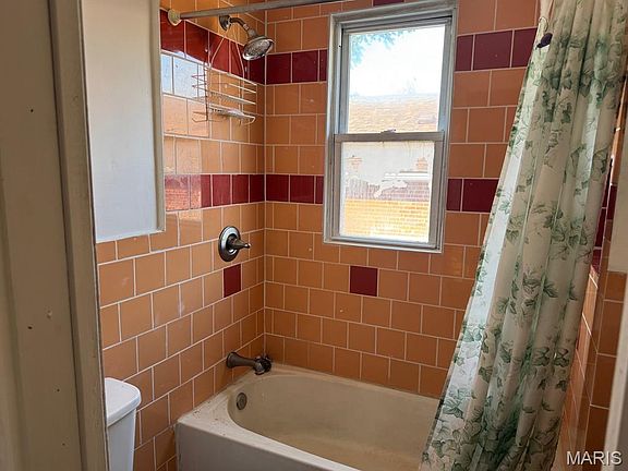 4th image of 9513 Kirchner Ave