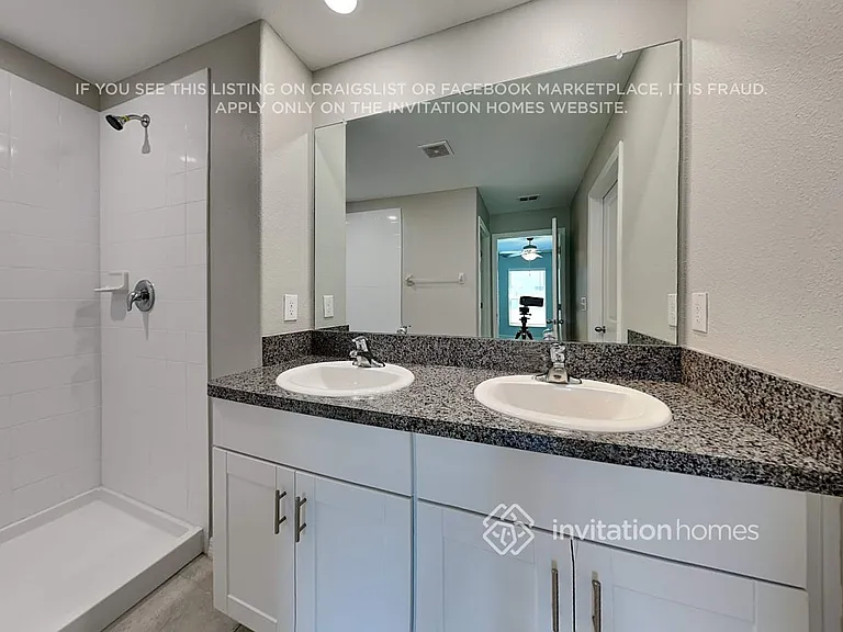 15551 Miller Creek Dr — Photo 12