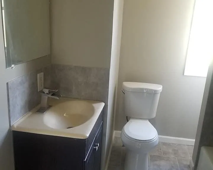 7044 Dunbar Rd — Photo 2
