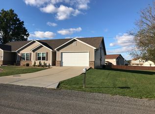 216 Hazel St #B, Troy, IL 62294