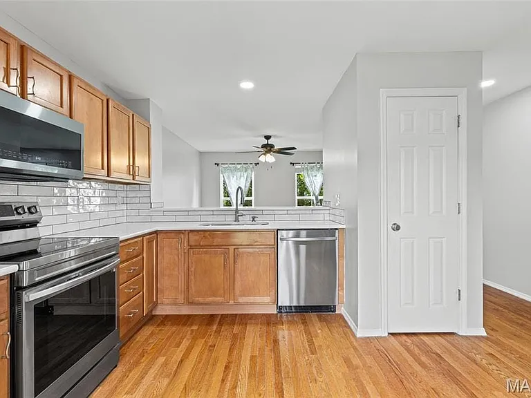 3928 Folsom Ave — Photo 8