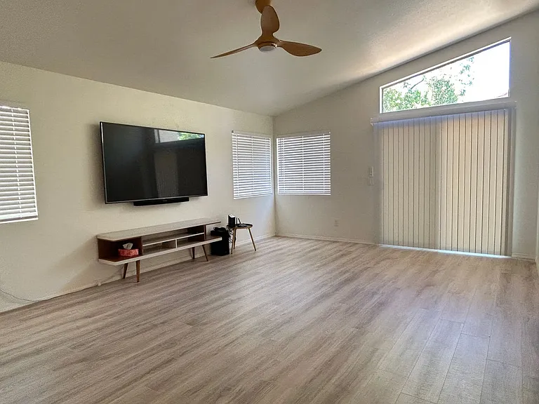 2338 W Orchid Ln — Photo 6
