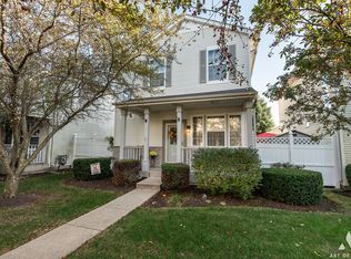 203 Mountain Laurel Ct, Romeoville, IL 60446