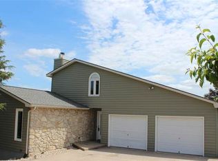 4355 Harbour View Rd, Manhattan, KS 66503