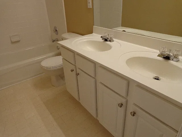 4615 Ridgefair Dr — Photo 15