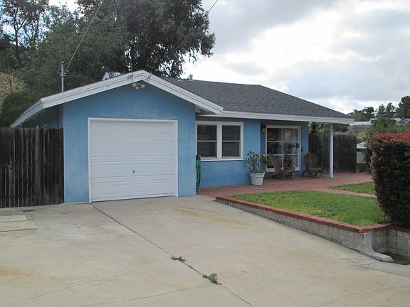 2nd image of 3484 Glade St