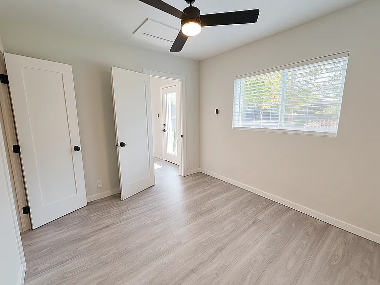 2208 N 26th St #2 — Photo 16