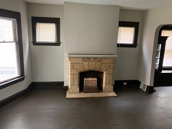 4th image of 1174 E 125th St