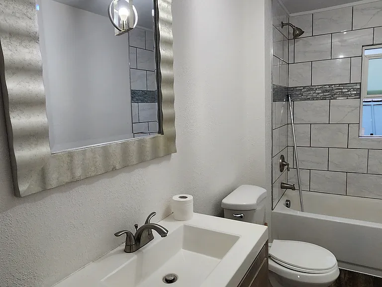 124 W Idaho Ave — Photo 19