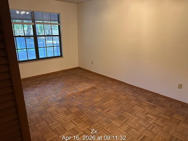 3660 Crazy Horse Trl — Photo 15