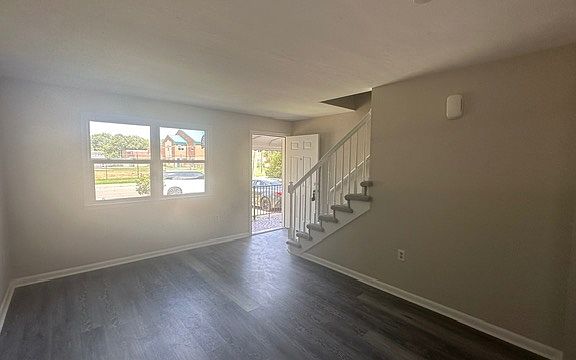 3rd image of 1512 Mediterranean Ave #A