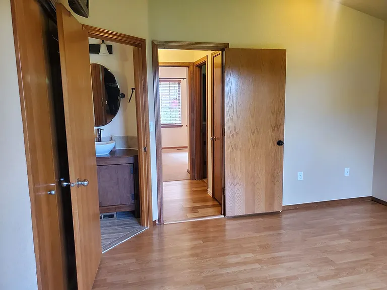 247 SE Weston Rd — Photo 23