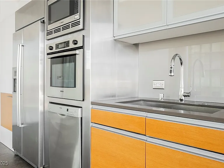 3726 Las Vegas Blvd S #1012 — Photo 27