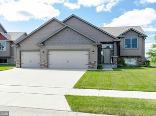 1928 Gemini Dr SW, Rochester, MN 55902