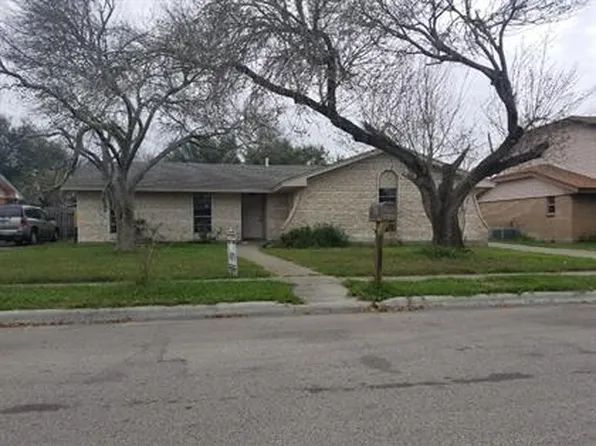 213 Llano Dr, Portland, TX 78374