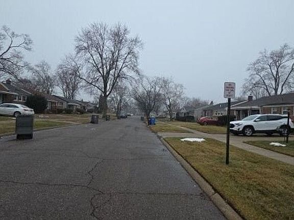 5th image of 1722 Meadowlane St