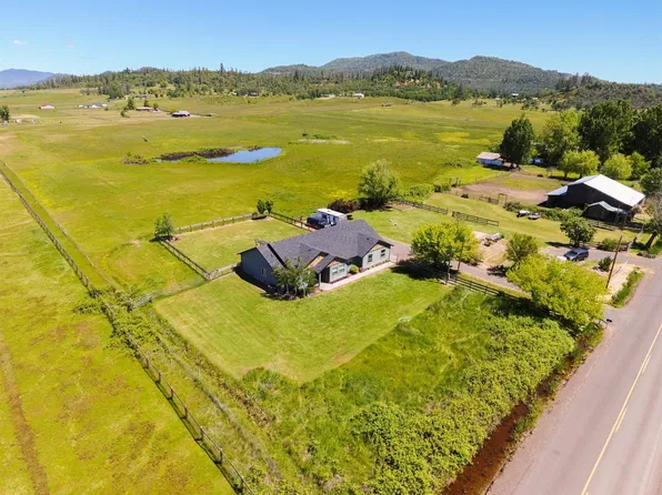 722 Hammel Rd, Eagle Pt, OR 97524