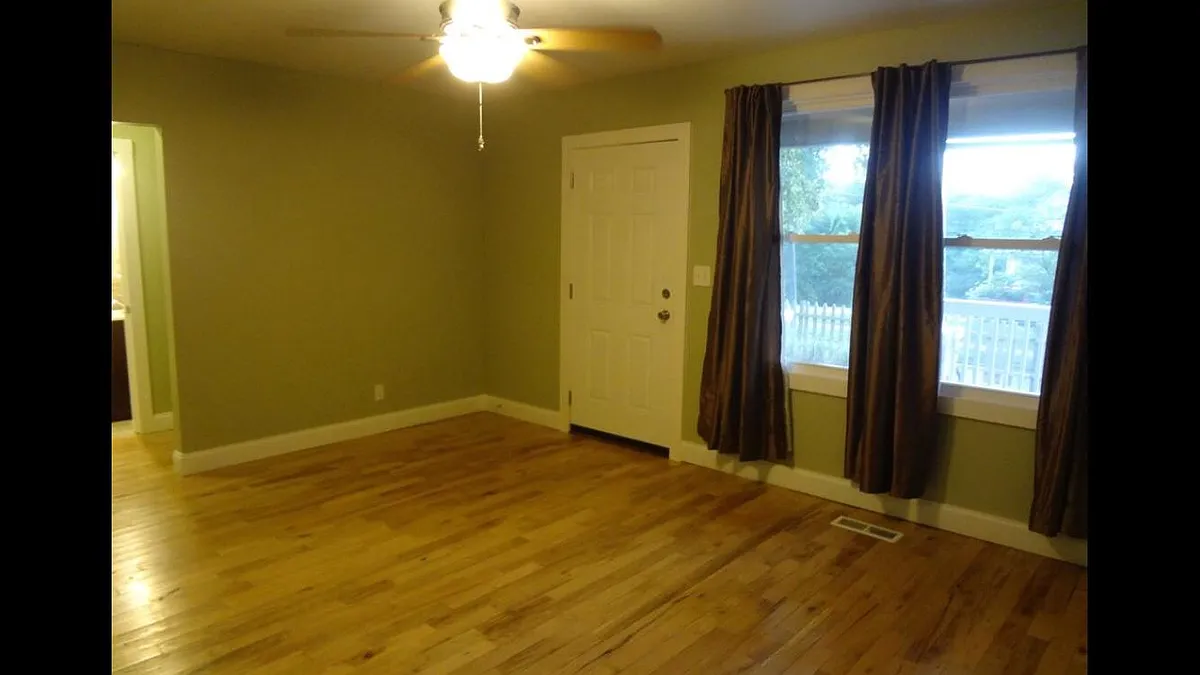 Living room looking out onto front porch - 905 Maple Ave SW