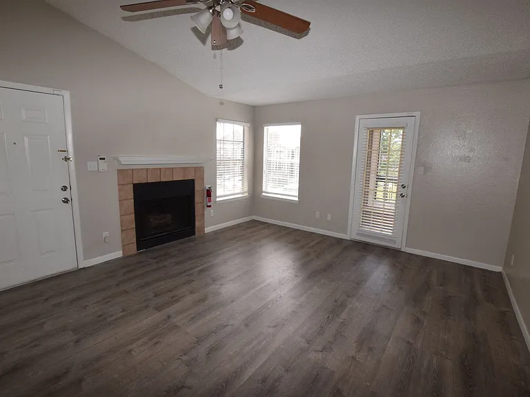 5533 Chrishire Way #F201 — Photo 6