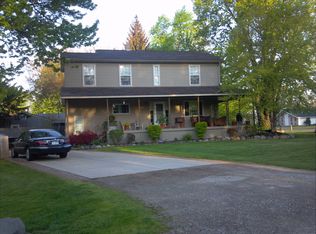 35819 Palmer Rd, Westland, MI 48186