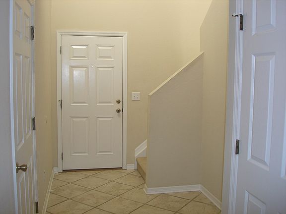 3rd image of 1028 Blackwater Dr