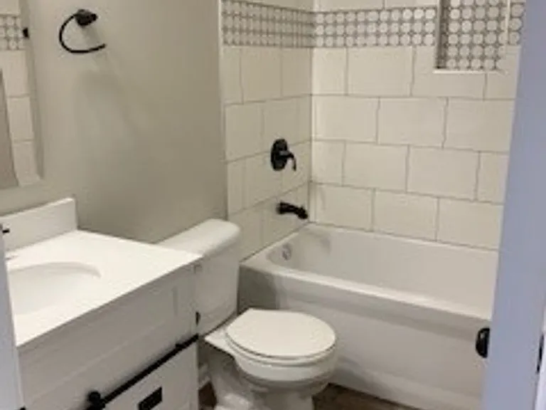 4618 Cooper Ave — Photo 2