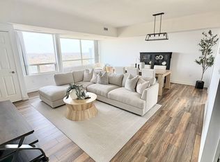 744 Wonderland Rd S #1206, London, ON N6K4K3