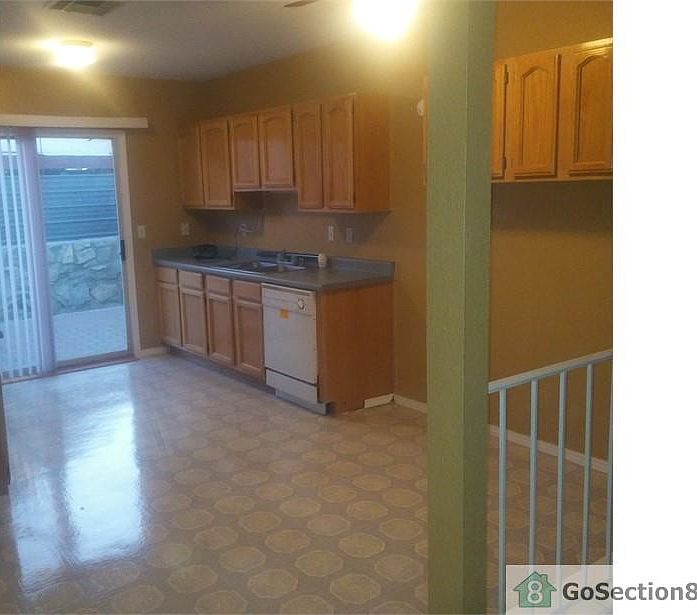 2nd image of 12125 Castle View Way