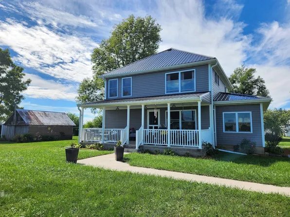 27561-750 East St, Walnut, IL 61376
