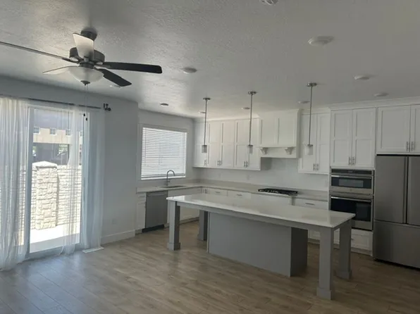 5412 W Granite Ave, Highland, UT 84003