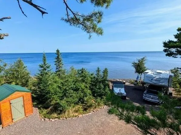 15819 Horizon Rd, Copper Harbor, MI 49918