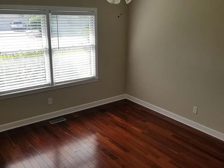5606 Wood Ridge Rd — Photo 8
