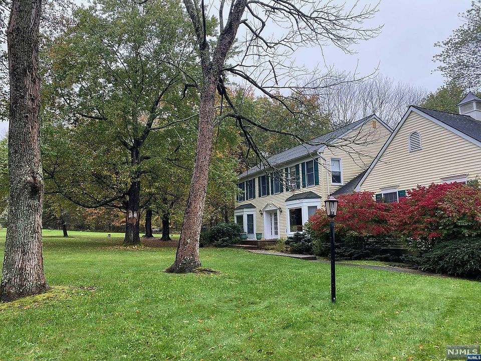 1st image of 112 E Timber Lane